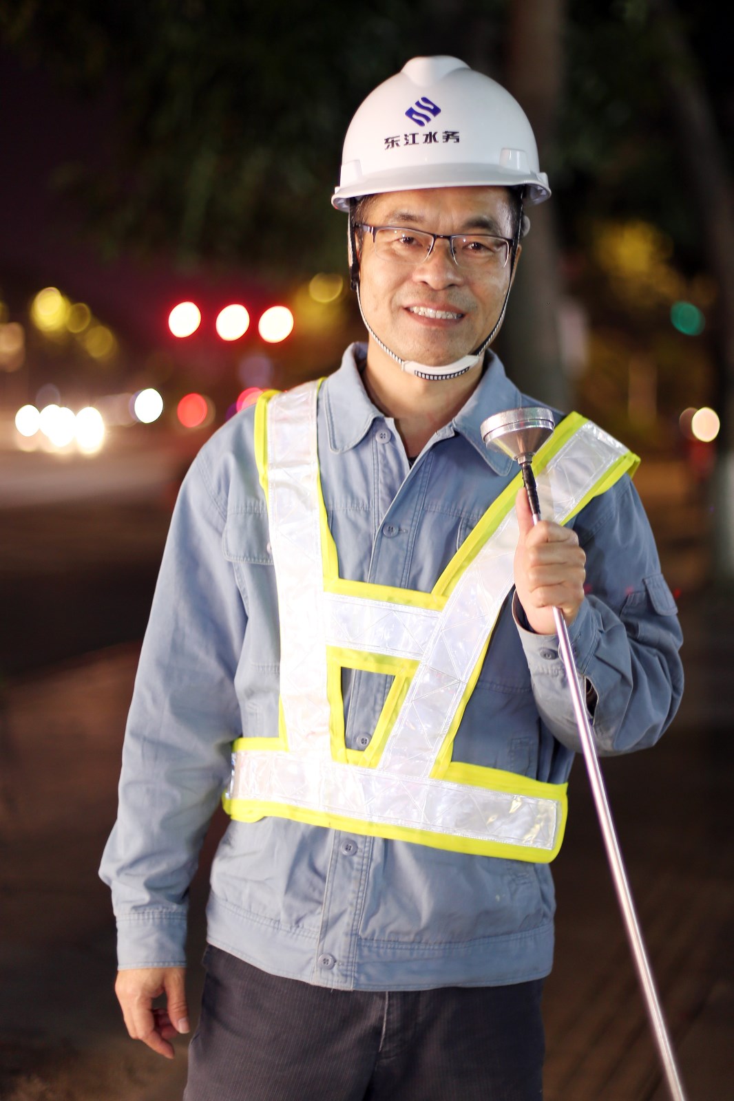 01-图为市“市百名优秀共产党员”林华海同志.jpg 01-图为市“市百名优秀共产党员”林华海同志.jpg