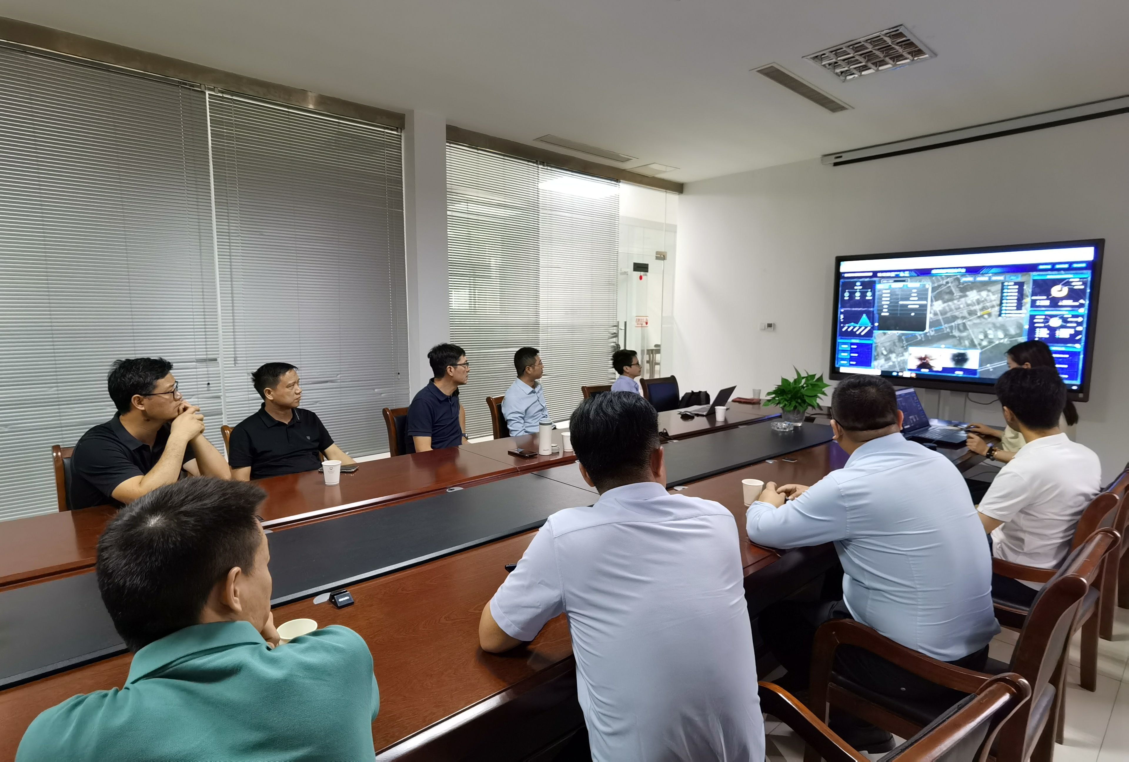 图2  雨污水管网排查修复工程项目成果数据可视化平台交流.jpg