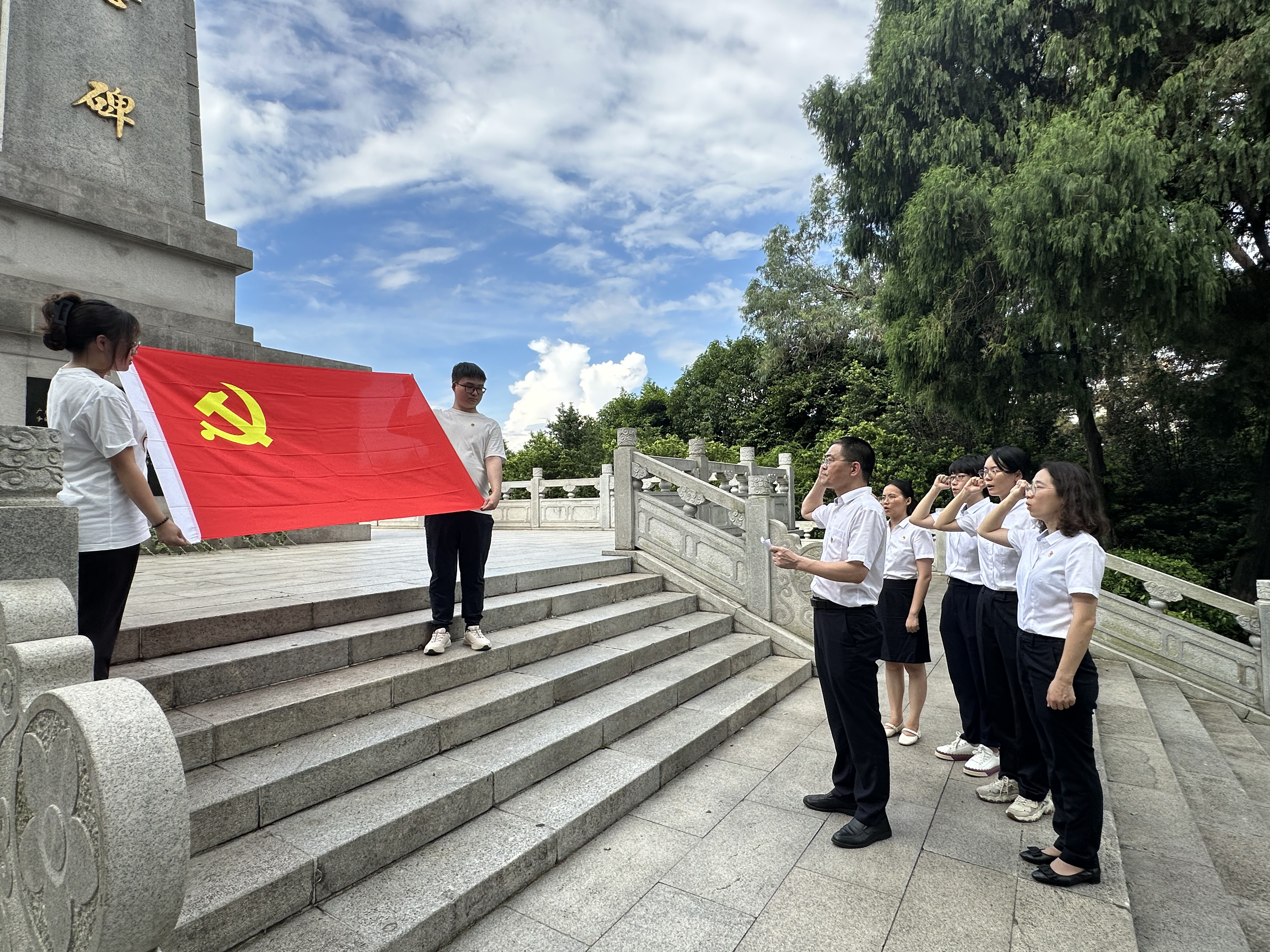 图片 8.png 图片 8.png