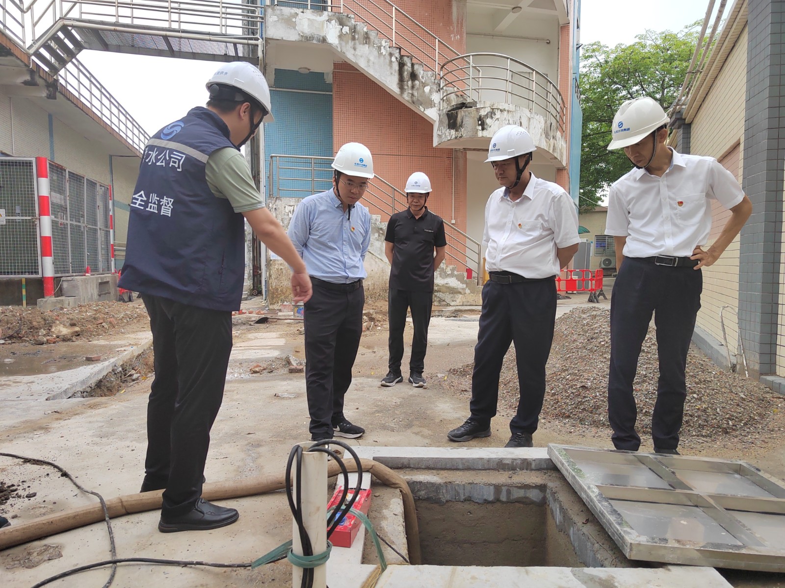 安全检查现场 (2).jpg