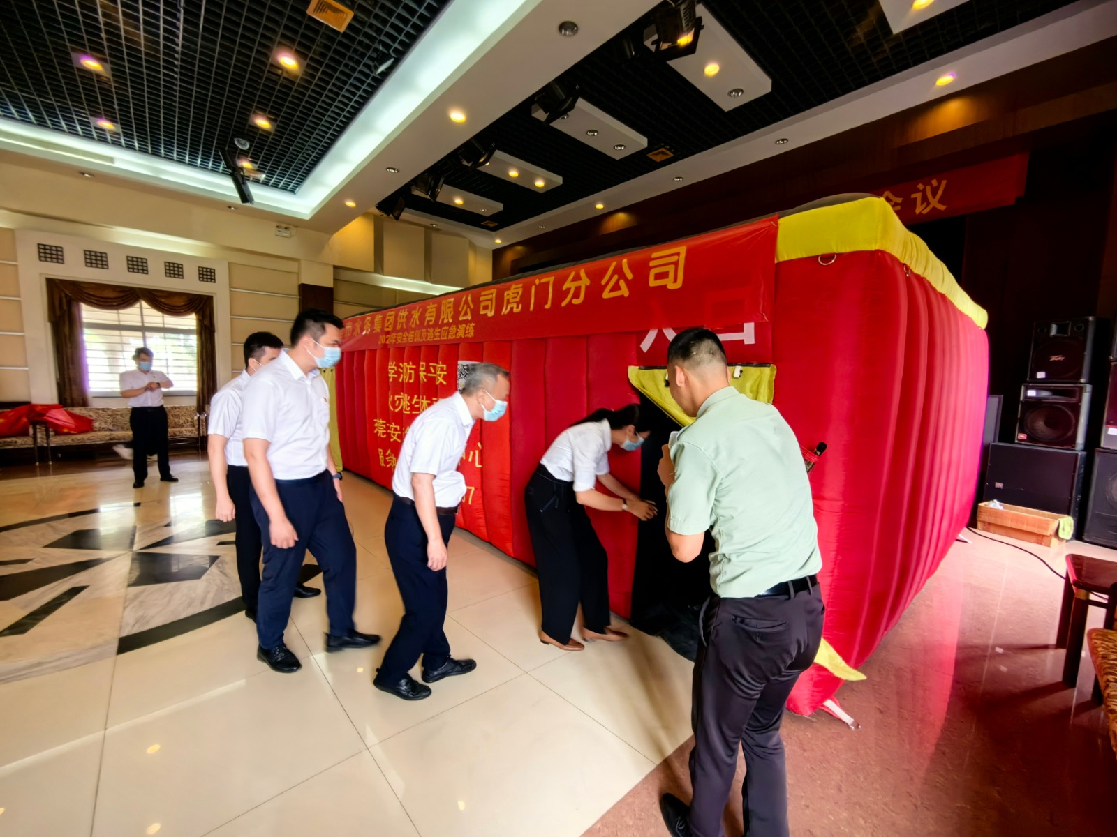 排版20.jpg 排版20.jpg