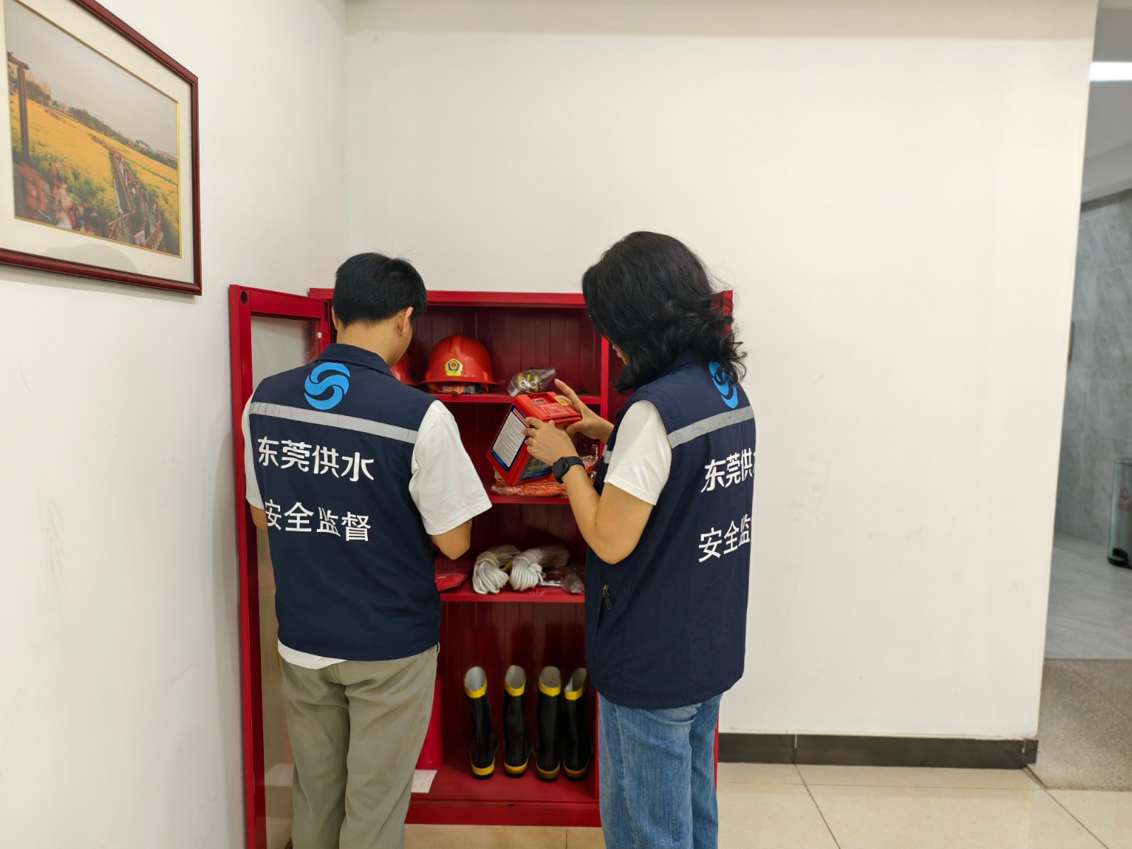 开展消防安全排查治理 (2).jpg 开展消防安全排查治理 (2).jpg