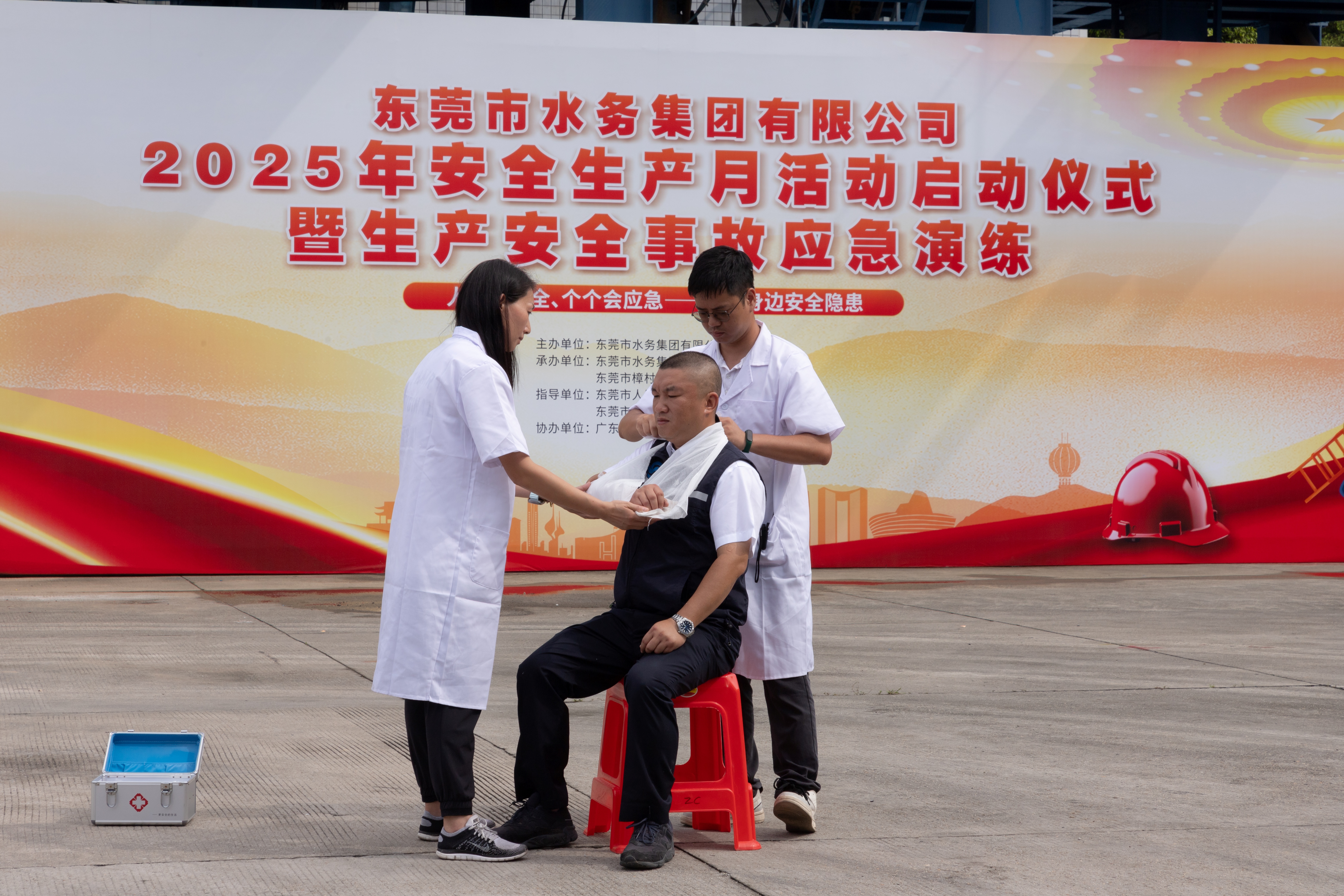 14b85baea3bd347fb74222e7d0d5b72.jpg 14b85baea3bd347fb74222e7d0d5b72.jpg